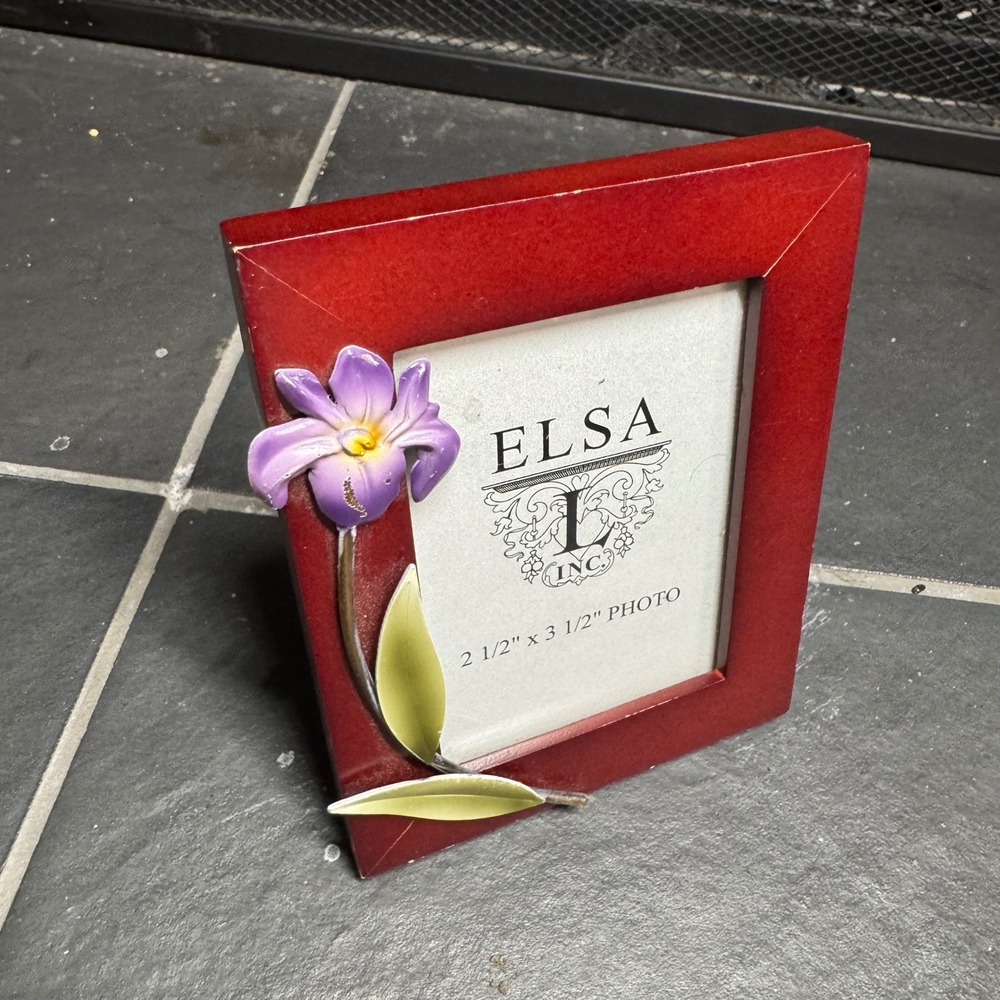 Elsa L Inc Red Wood Picture Frame Purple Flower Floral 2.5 x 3.5 Tabletop Decor